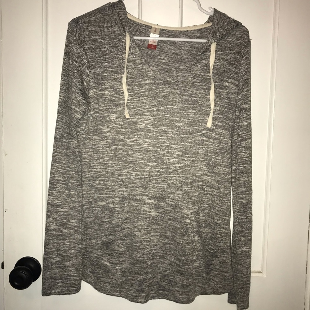 No boundaries hooded sweater 7/9